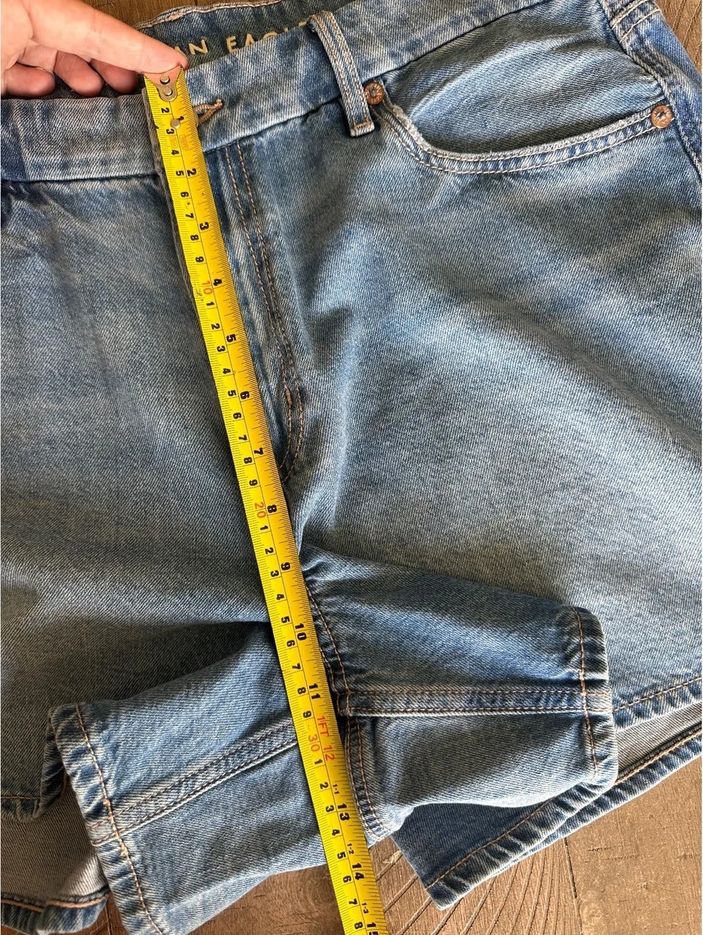 American Eagle Strigid Curvy Relaxed Denim Jean Shorts High Rise Women’s size 14